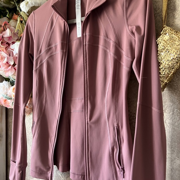 LULULEMON define jacket size 4 perfect condition - Picture 12 of 16